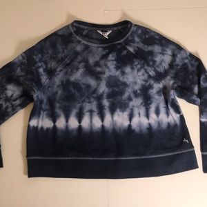 blue tie dye sweater